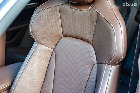 Porsche Taycan 2021 - фото 30