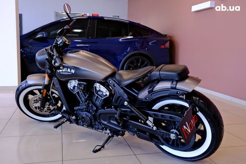 Indian Scout 2019 серебристый - фото 3