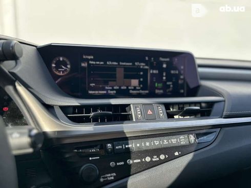 Lexus ES 2019 - фото 29