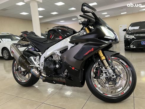 Aprilia RSV4 2019 черный - фото 18