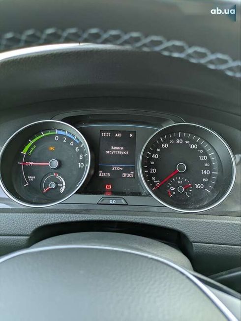 Volkswagen e-Golf 2018 - фото 17