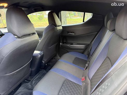 Toyota C-HR 2021 черный - фото 33