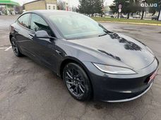 Продаж вживаних Tesla Model 3 2024 року у Луцьку - купити на Автобазарі