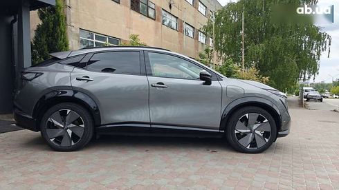 Nissan Ariya 2022 - фото 7