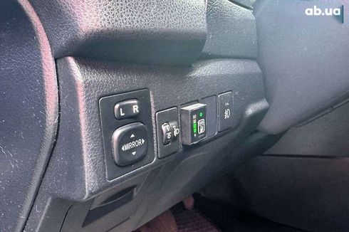 Toyota Corolla 2016 - фото 19