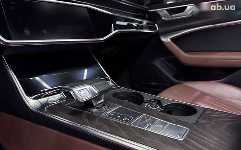 Audi A7 2019 - фото 17
