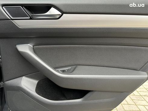 Volkswagen Passat 2015 серый - фото 19