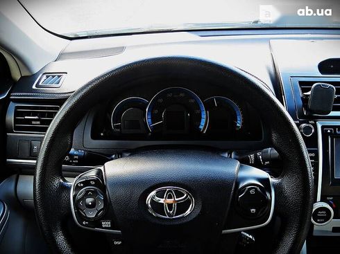 Toyota Camry 2013 - фото 11