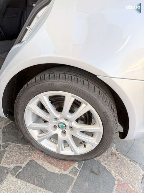 Skoda Octavia 2011 - фото 16