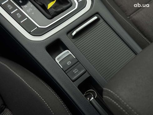 Volkswagen passat b8 2015 синий - фото 27