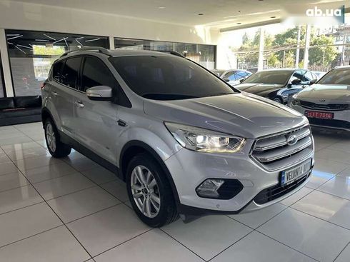 Ford Kuga 2017 - фото 3