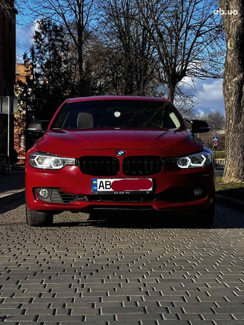 BMW 3 серия 2013 красный - фото 12