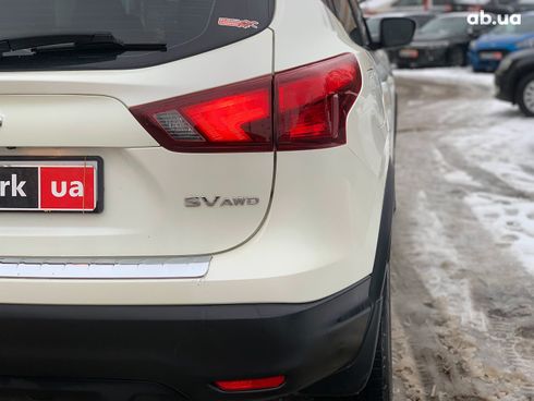 Nissan Rogue 2018 белый - фото 13