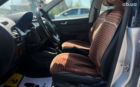 Skoda Fabia 2015 - фото 9