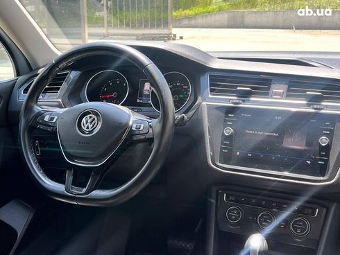 Volkswagen Tiguan 2017 белый - фото 23
