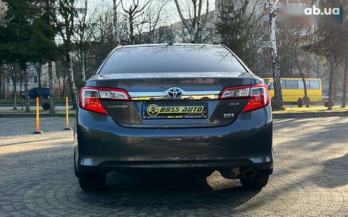 Toyota Camry 2013 - фото 6