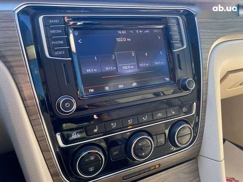 Volkswagen Passat 2016 - фото 21