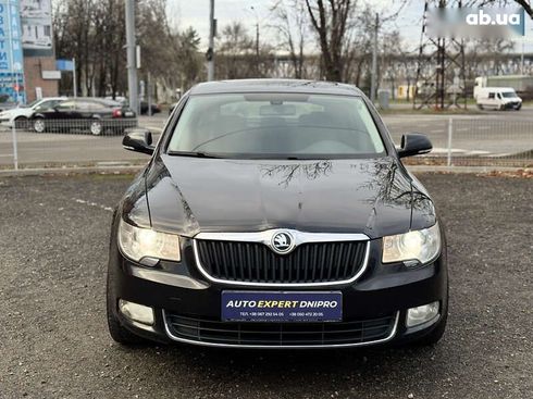 Skoda Superb 2012 - фото 2