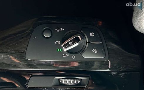 Audi Q7 2017 - фото 18