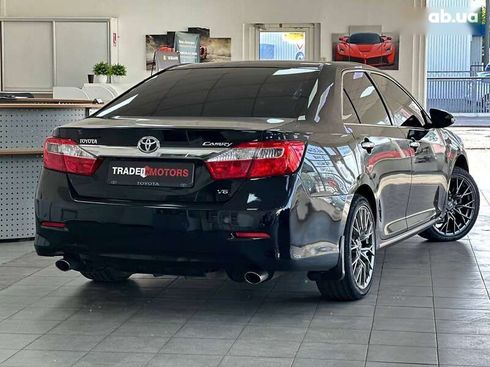 Toyota Camry 2012 - фото 10