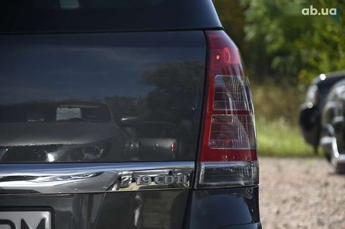 Opel Zafira 2010 - фото 12