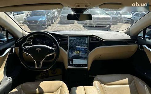 Tesla Model S 2015 - фото 11