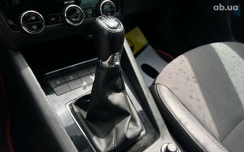 Skoda Octavia 2017 - фото 14