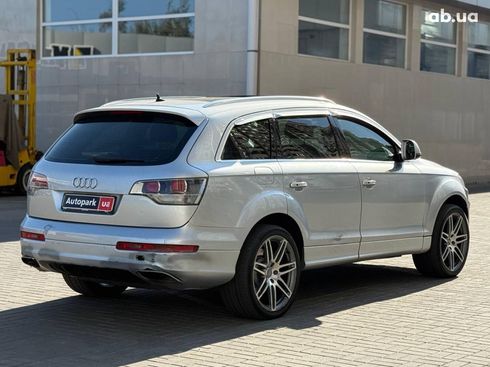 Audi Q7 2006 серый - фото 9