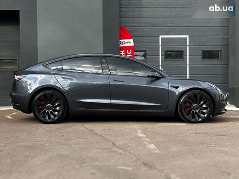 Tesla Model 3 2023 - фото 11