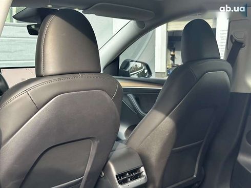 Tesla Model Y 2023 - фото 15