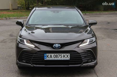 Toyota Camry 2023 - фото 4