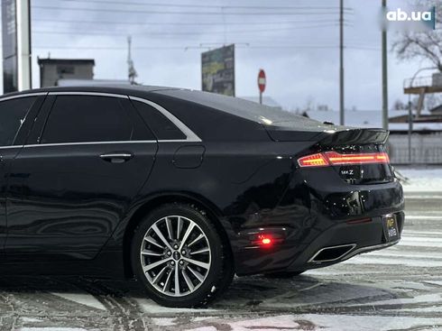 Lincoln MKZ 2019 - фото 21