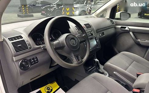 Volkswagen Touran 2012 - фото 8