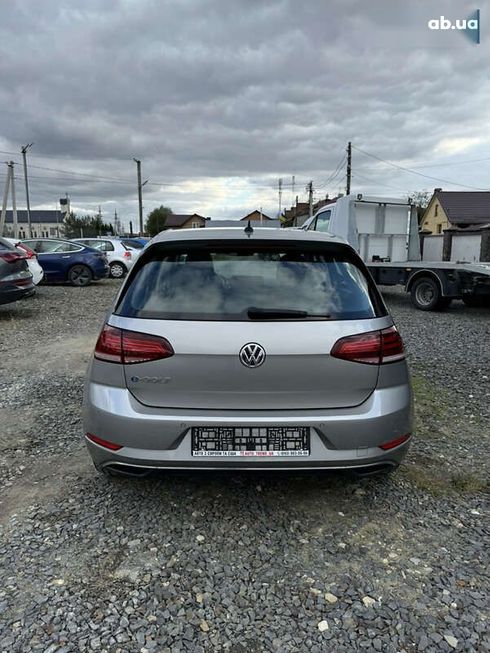 Volkswagen e-Golf 2020 - фото 2