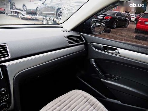 Volkswagen Passat 2016 - фото 11