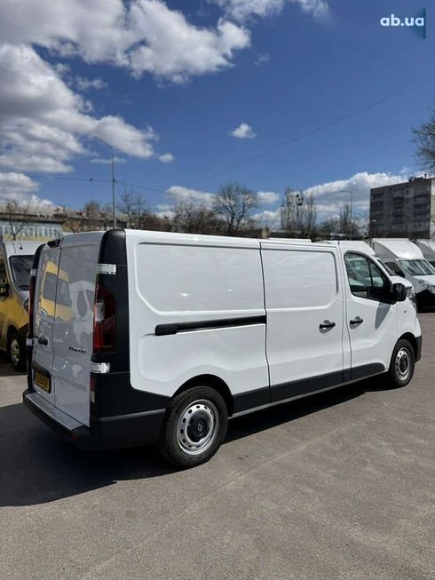 Renault Trafic 2021 - фото 9