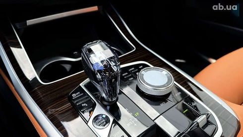 BMW X7 2021 - фото 23