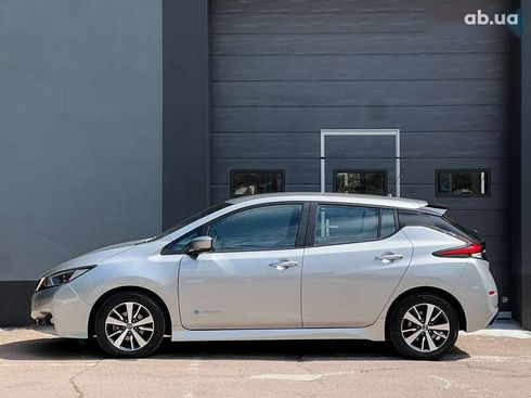 Nissan Leaf 2018 - фото 6