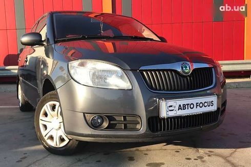 Skoda Fabia 2008 - фото 2