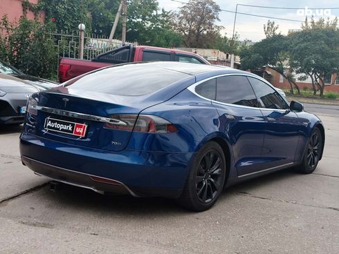 Tesla Model S 2015 синий - фото 8