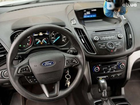 Ford Escape 2017 - фото 25