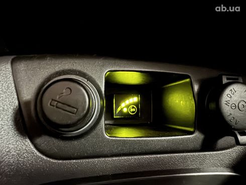 Kia Rio 2010 серебристый - фото 8