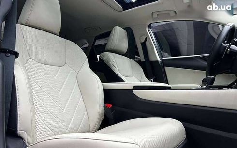 Lexus NX 2024 - фото 24