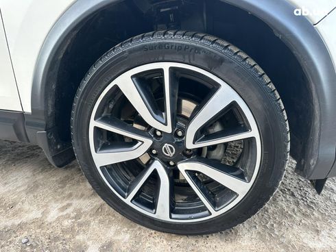 Nissan Rogue 2017 белый - фото 29