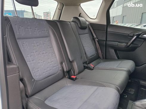 Opel Meriva 2012 белый - фото 21