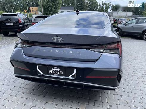 Hyundai Elantra 2024 - фото 17
