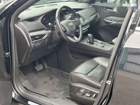 Cadillac XT4 2018 - фото 15