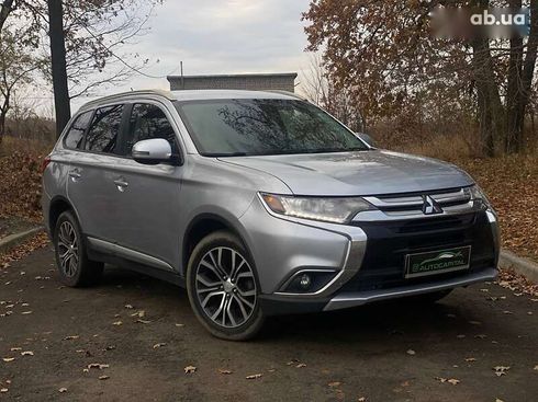 Mitsubishi Outlander 2015 - фото 3