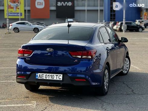 Kia Rio 2019 - фото 8