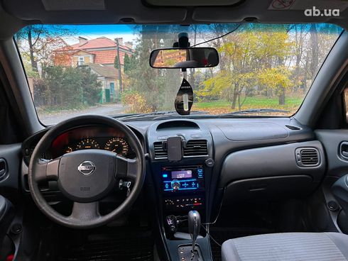 Nissan Almera 2006 бежевый - фото 33